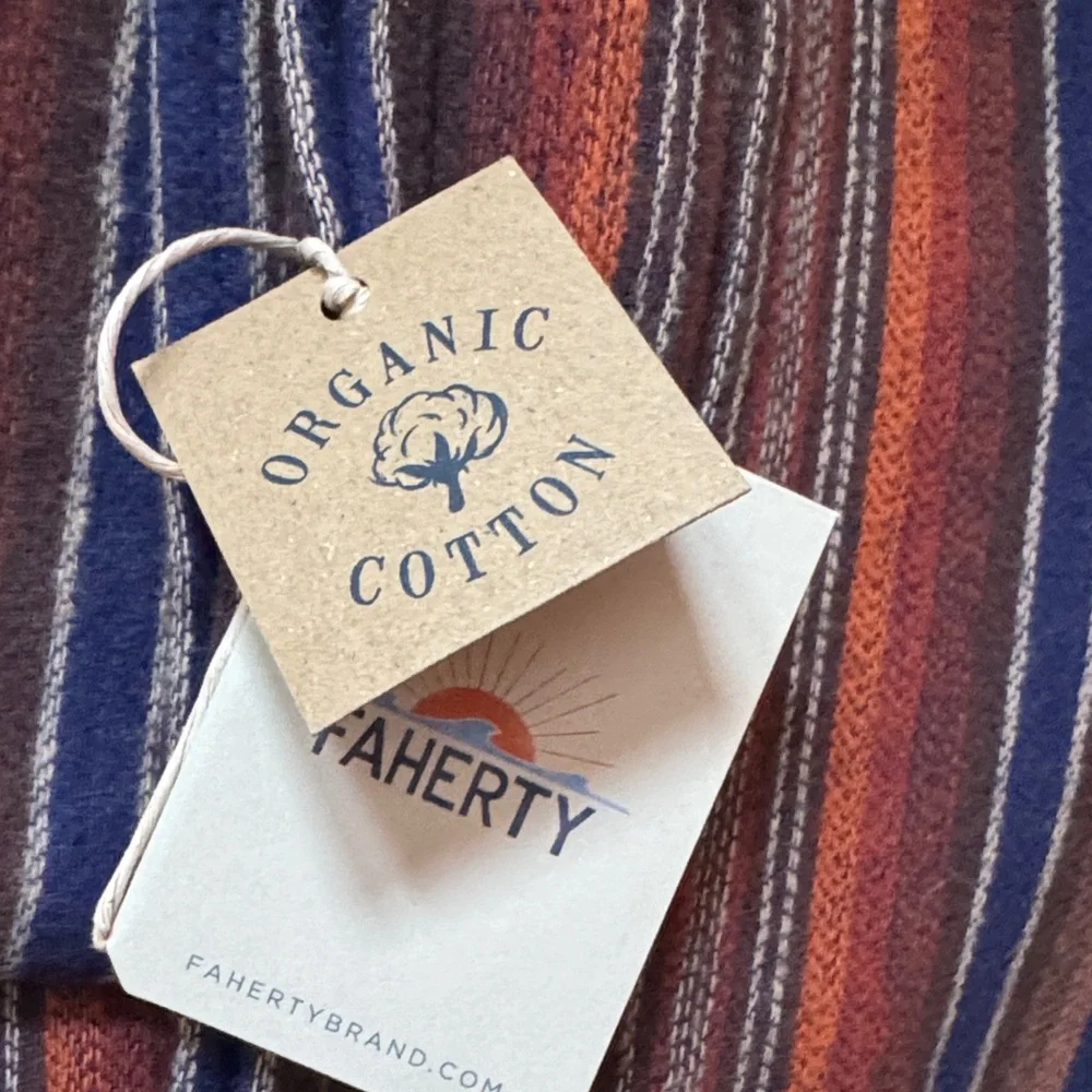 Faherty loyalty gift nighttime fire blanket nwt - Picture 3 of 4